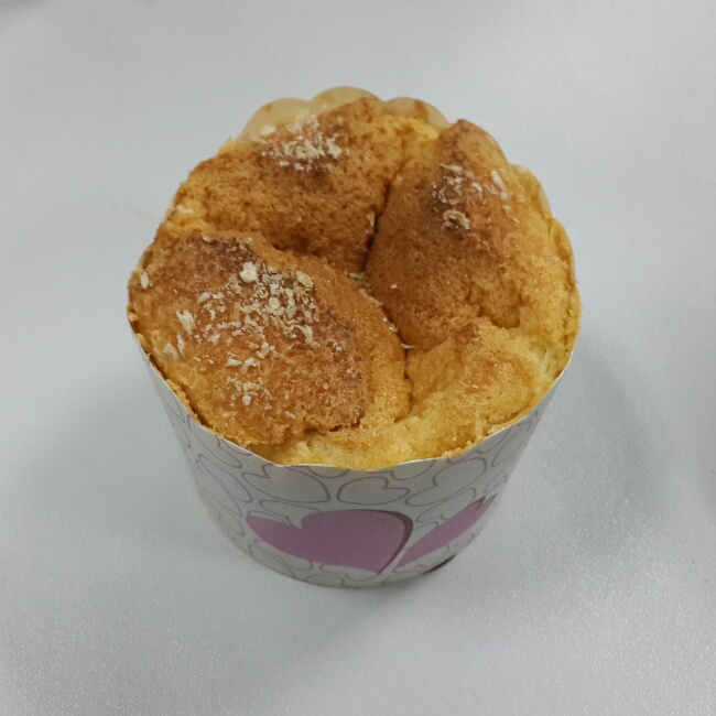 消耗淡奶油之作——淡奶油小蛋糕