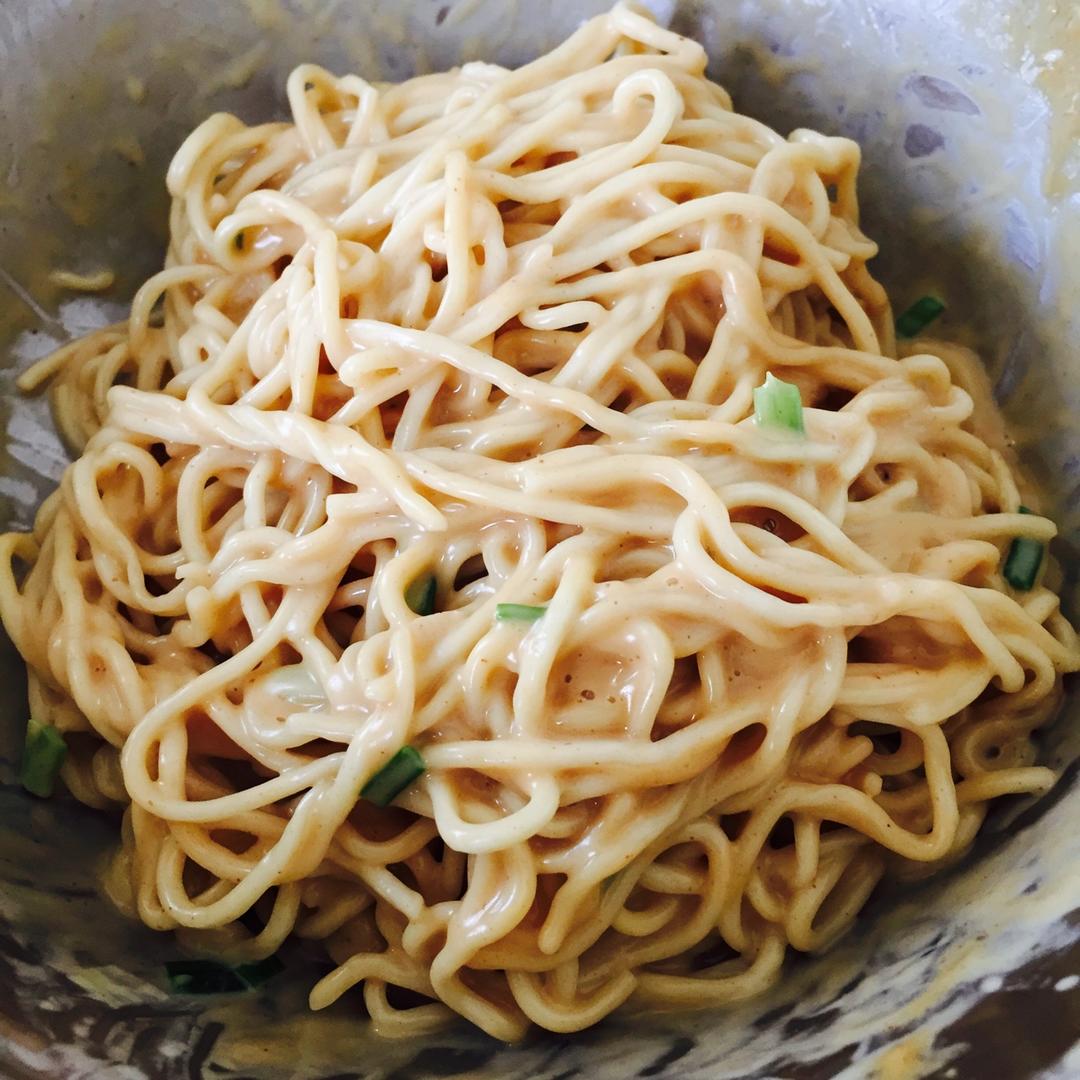 一学就会 | 花生酱拌面