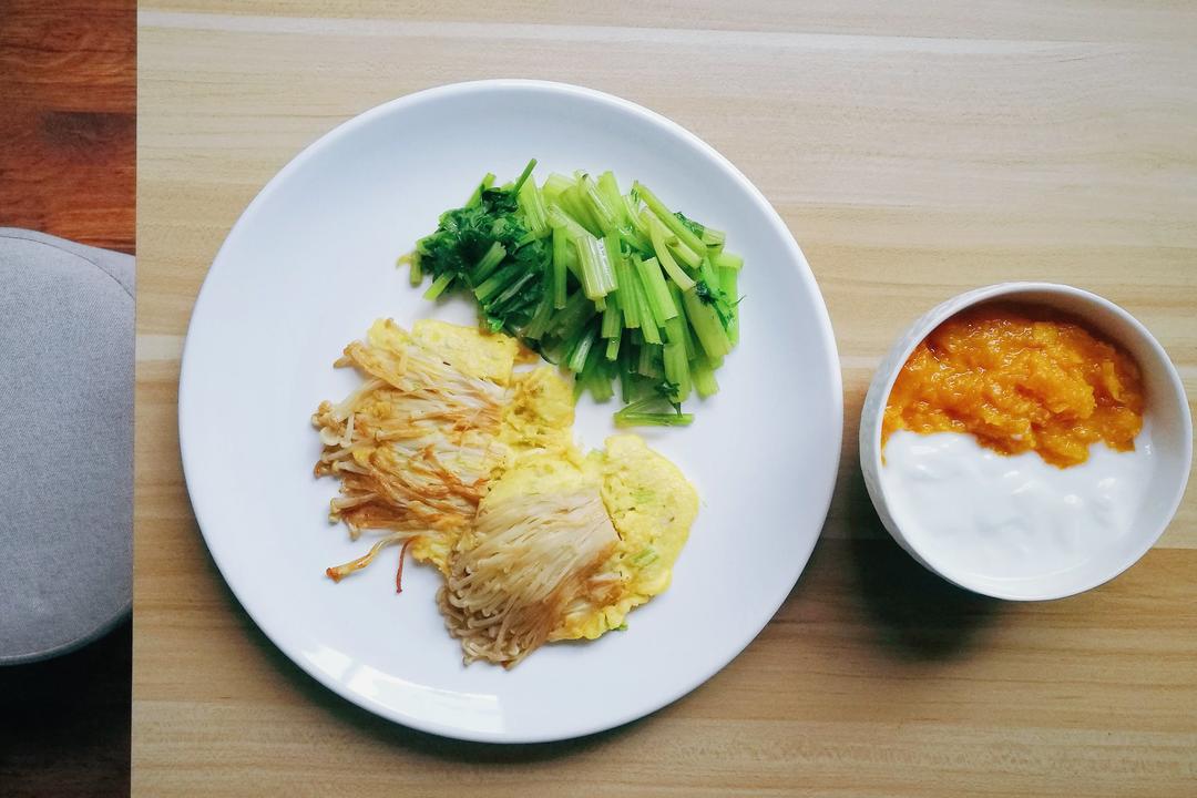 金针菇蛋饼