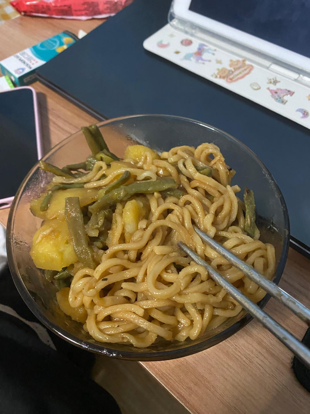 土豆豆角焖面