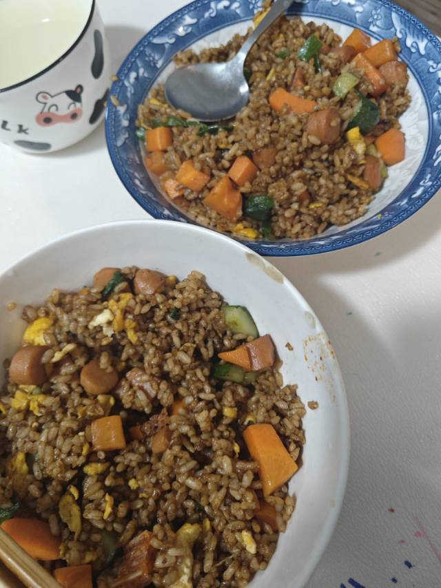 超级好吃！简单零失败的秘制蛋炒饭