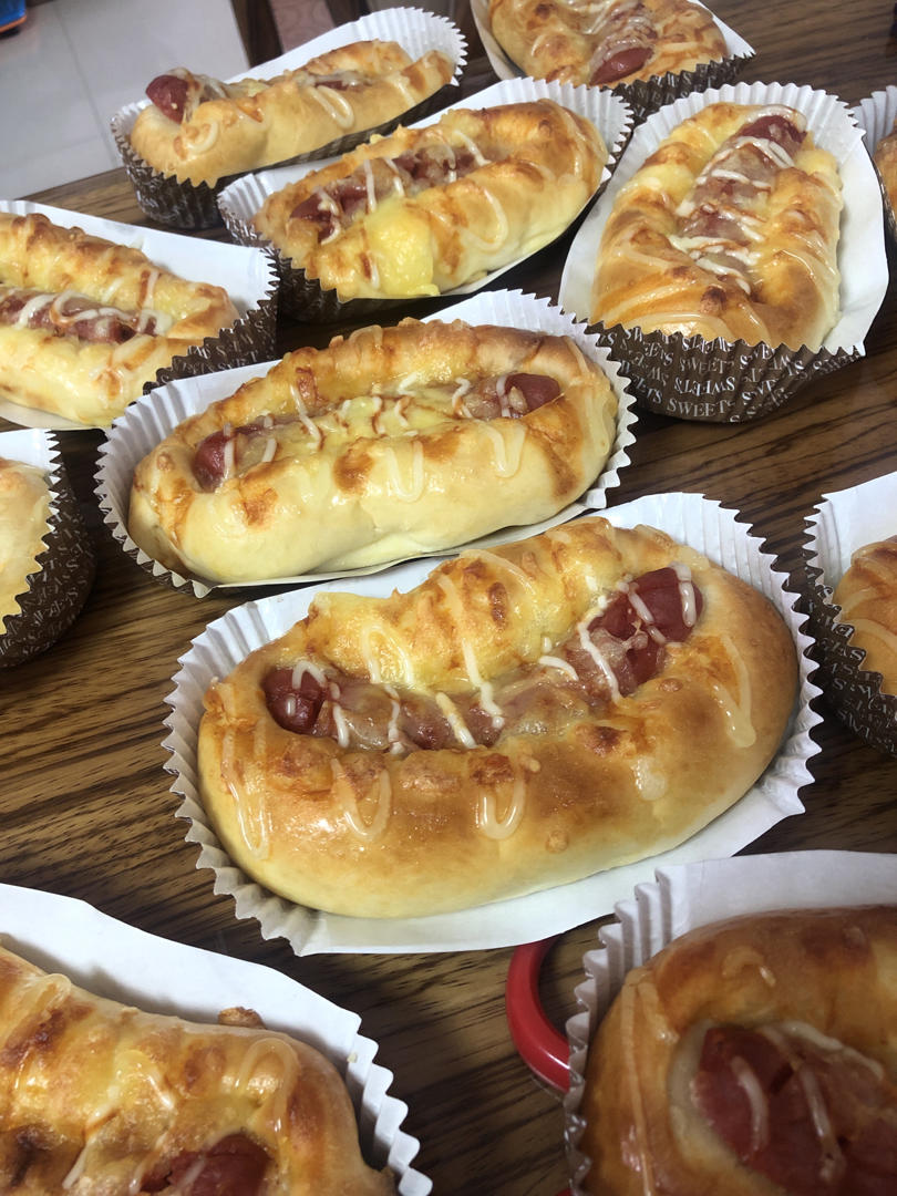 芝士热狗面包（专门花六千学费学的方子）