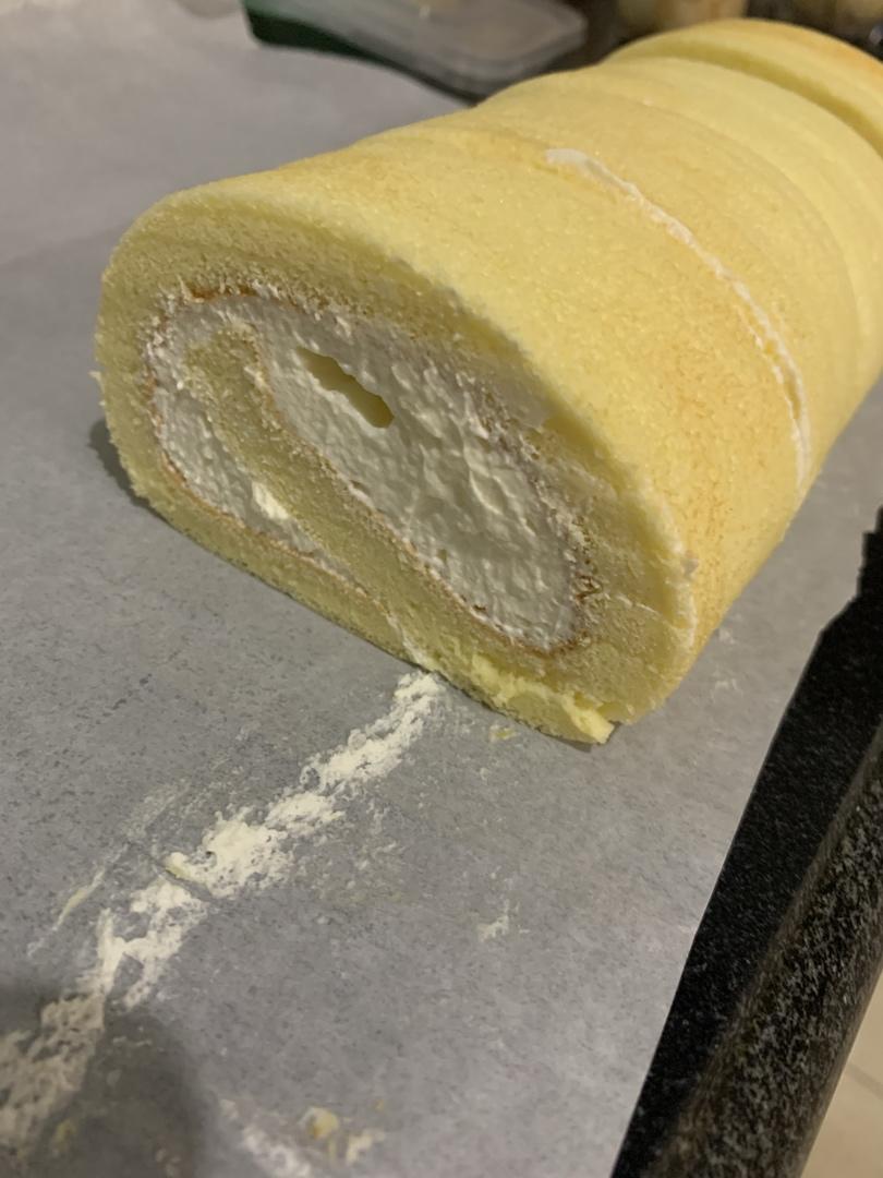 《Tinrry下午茶》教你做基础原味蛋糕卷