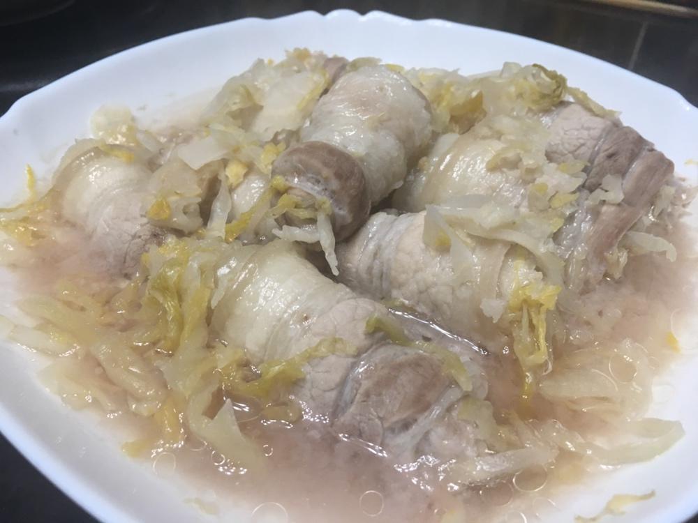 jill614做的酸菜五花肉卷