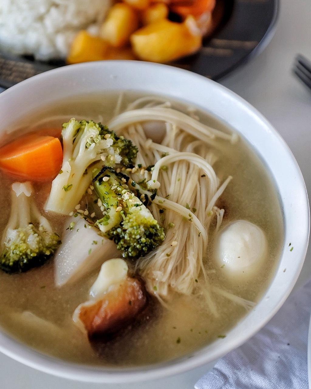 爱理不理deeeeej做的日式味噌汤