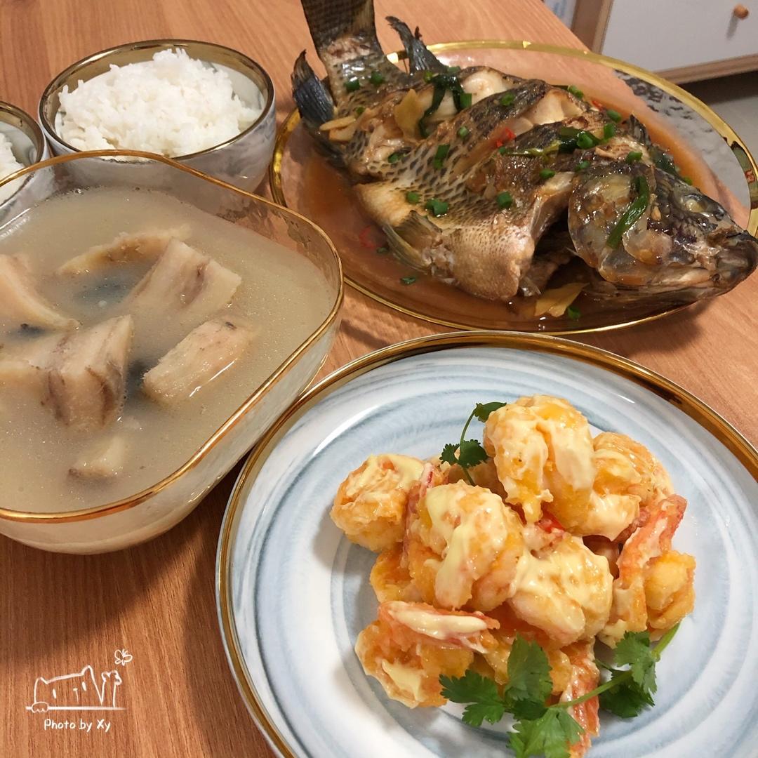 沙葛鲫鱼汤（超级无敌简单的新手菜）