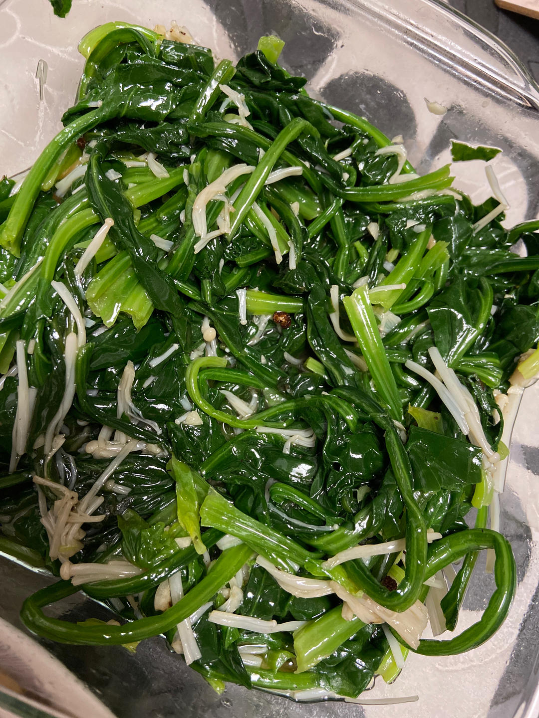 凉拌菠菜