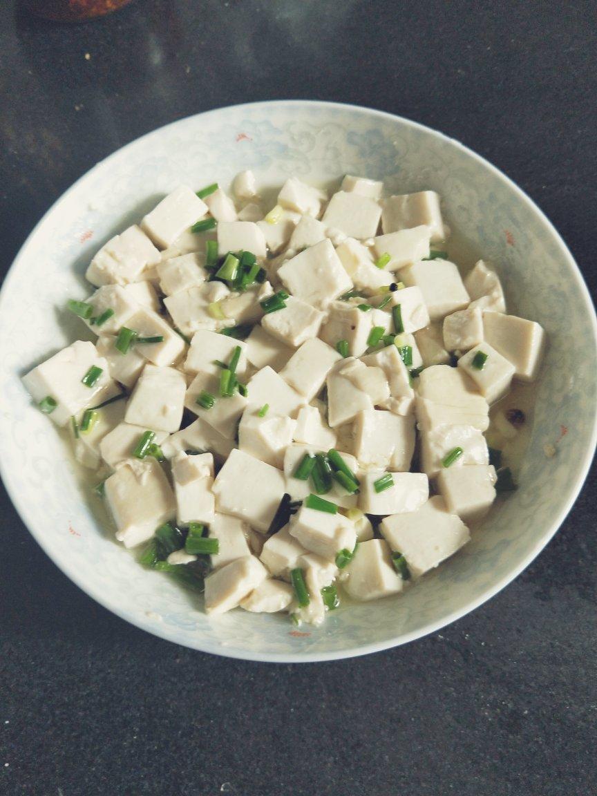 小葱拌豆腐