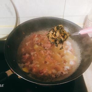 咸鸡腿煮腌白菜（妈妈的味道）的做法 步骤7