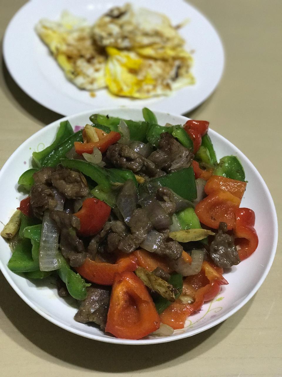 青红椒炒牛肉