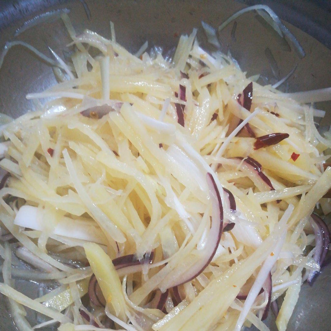 炝拌土豆丝