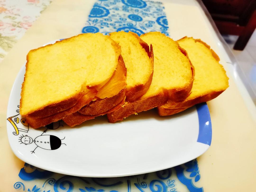 南瓜吐司（南瓜小餐包)