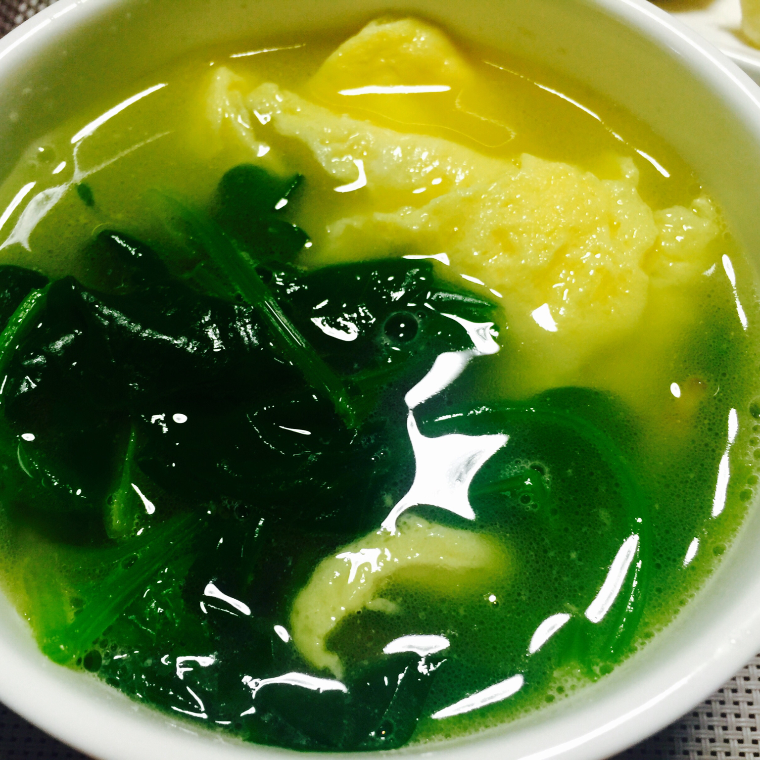 云厨房gege做的菠菜蛋汤