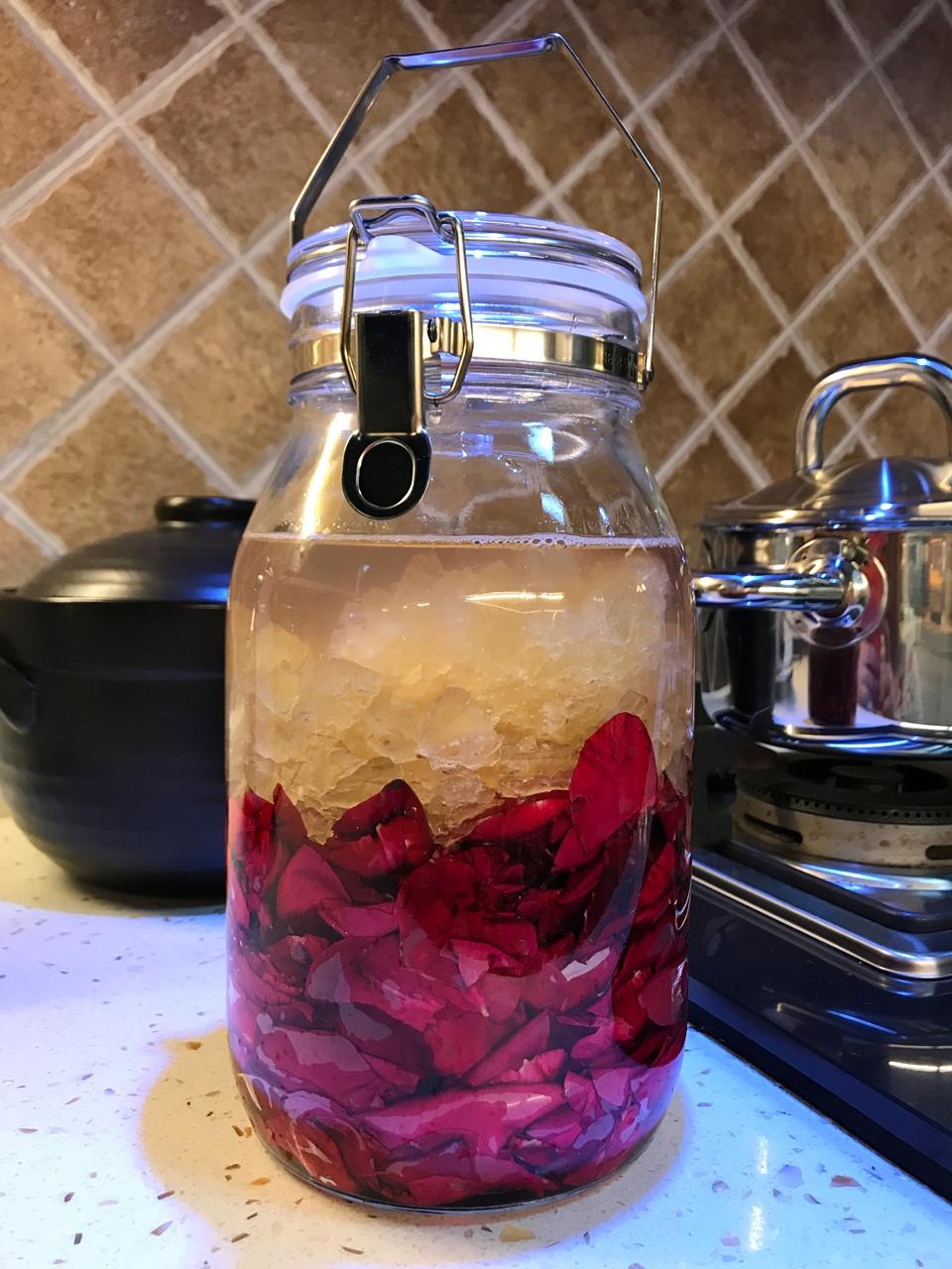 婷怪和婷小怪做的玫瑰醋