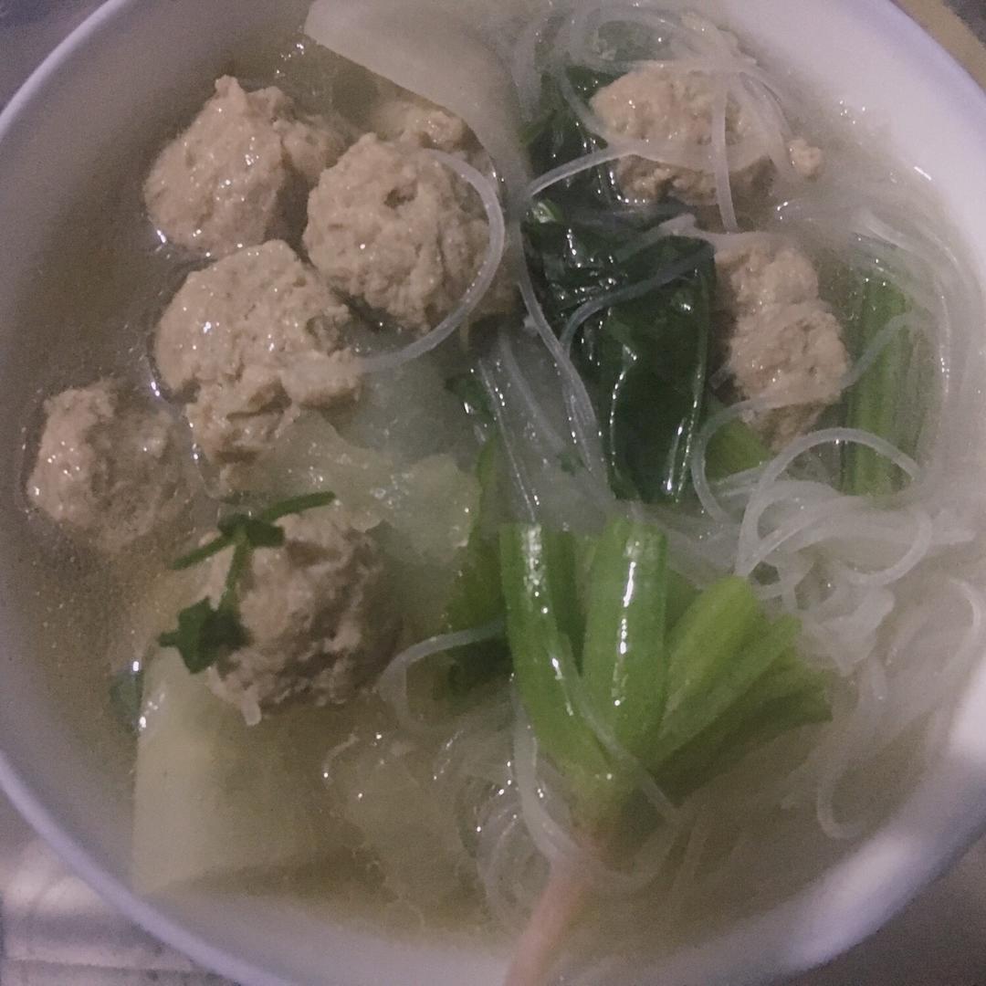 夏天不可错过的家常味--冬瓜丸子汤