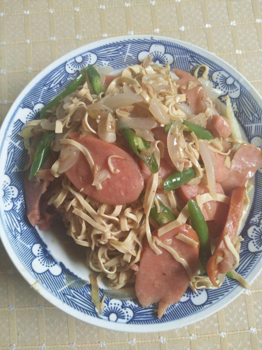 青椒炒豆皮