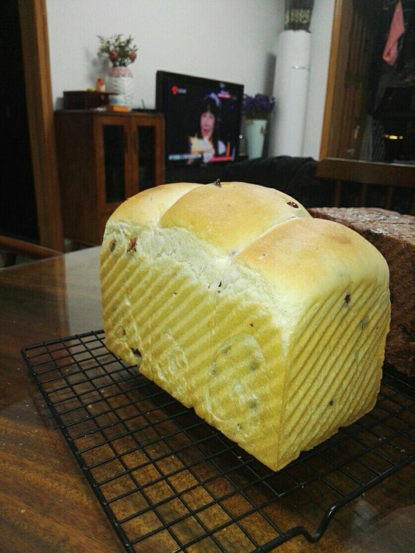 一口惊艳的鲜奶吐司