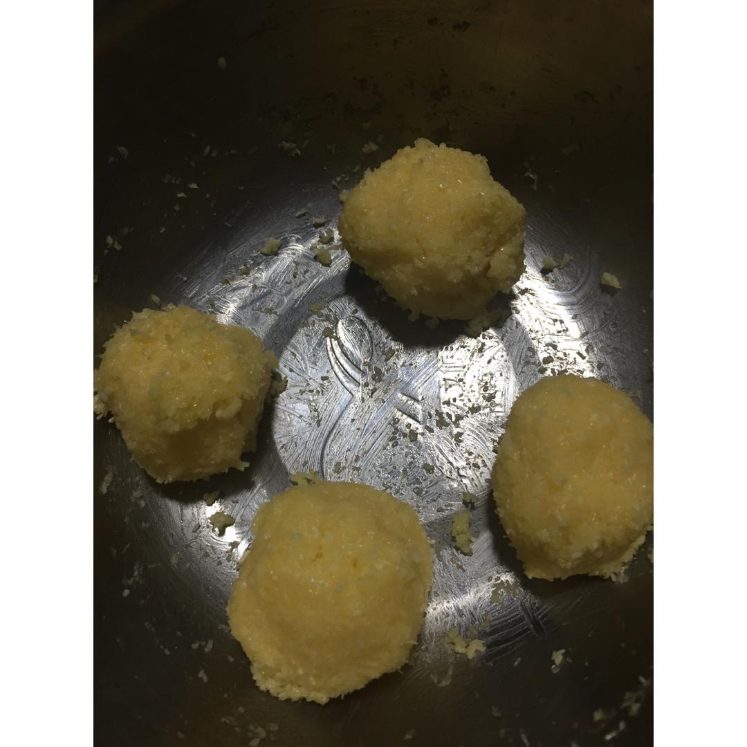 椰蓉花形面包（君之配方）