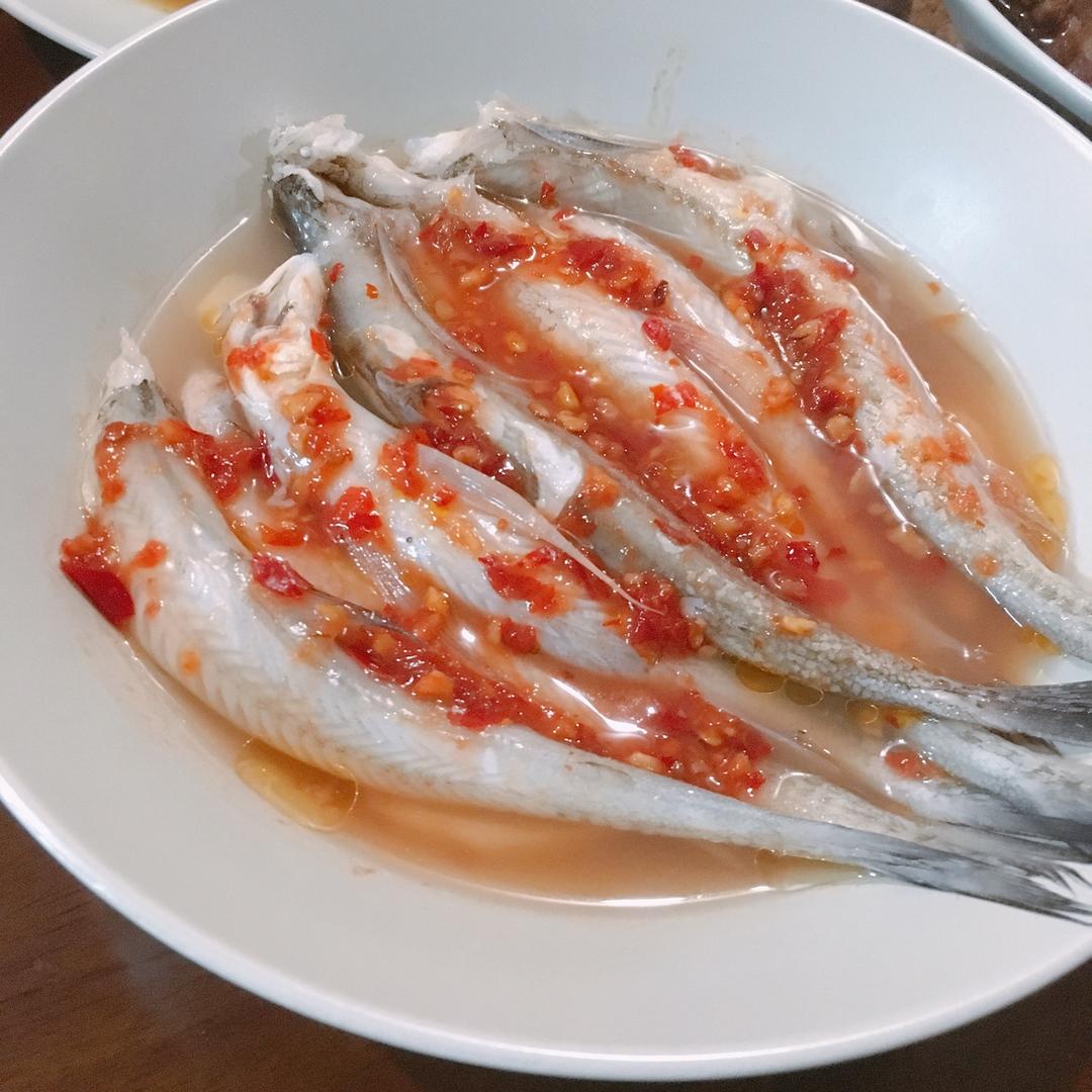 剁椒蒸九肚鱼
