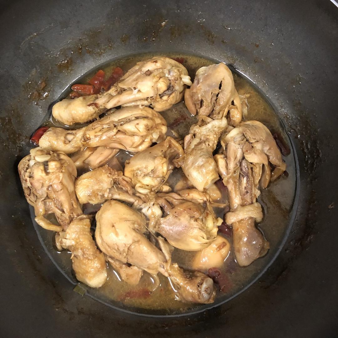 简单又美味的红烧鸡翅根