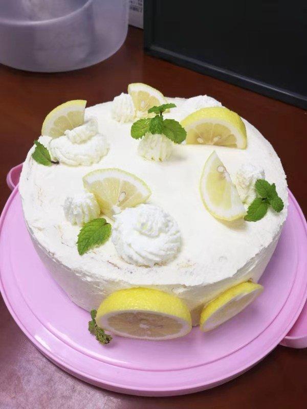 🍋日本YOKU MOKU の柠檬奶油戚风蛋糕