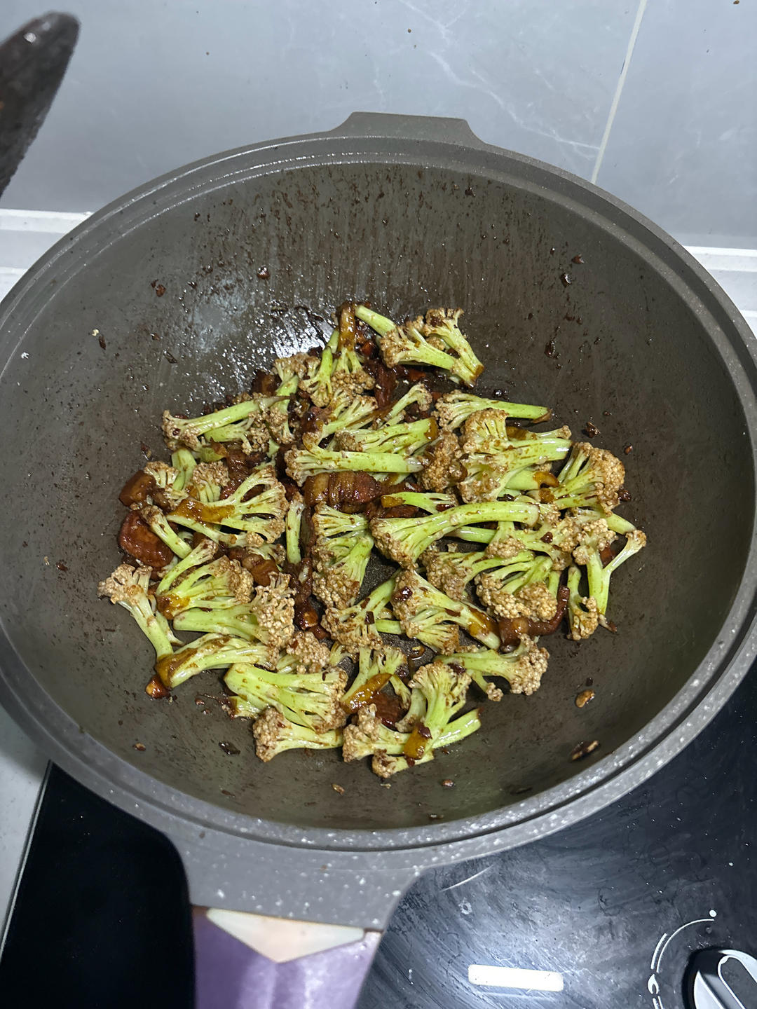 干煸菜花（花菜炒肉）