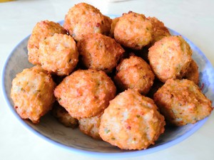 油炸小肉丸的做法步骤图 油炸小肉丸怎么做好吃 今夕向阳开 下厨房 油炸小肉丸的做法步骤图 油炸小肉丸怎么做好吃 今夕向阳开 下厨房