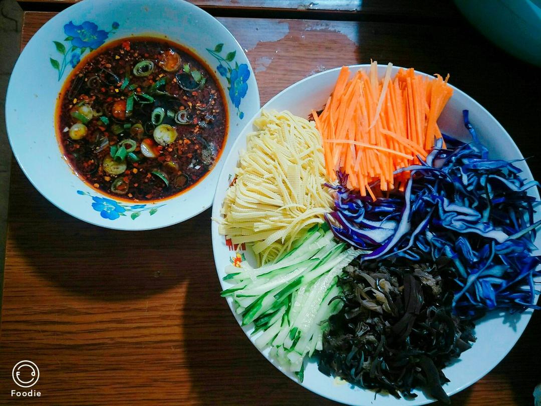 超好吃的凉拌菜( ´ ▽ ` )