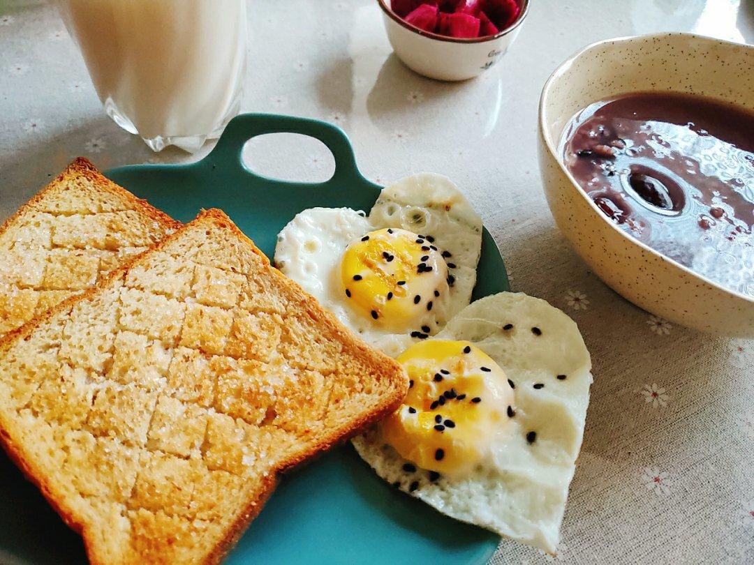 微笑的弧度z9s2做的烤面包片烤箱版