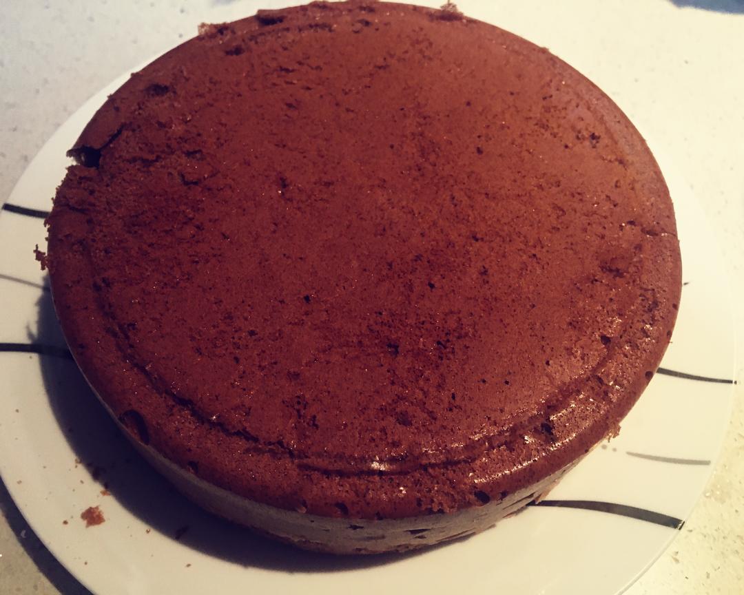 6寸巧克力戚风蛋糕的做法