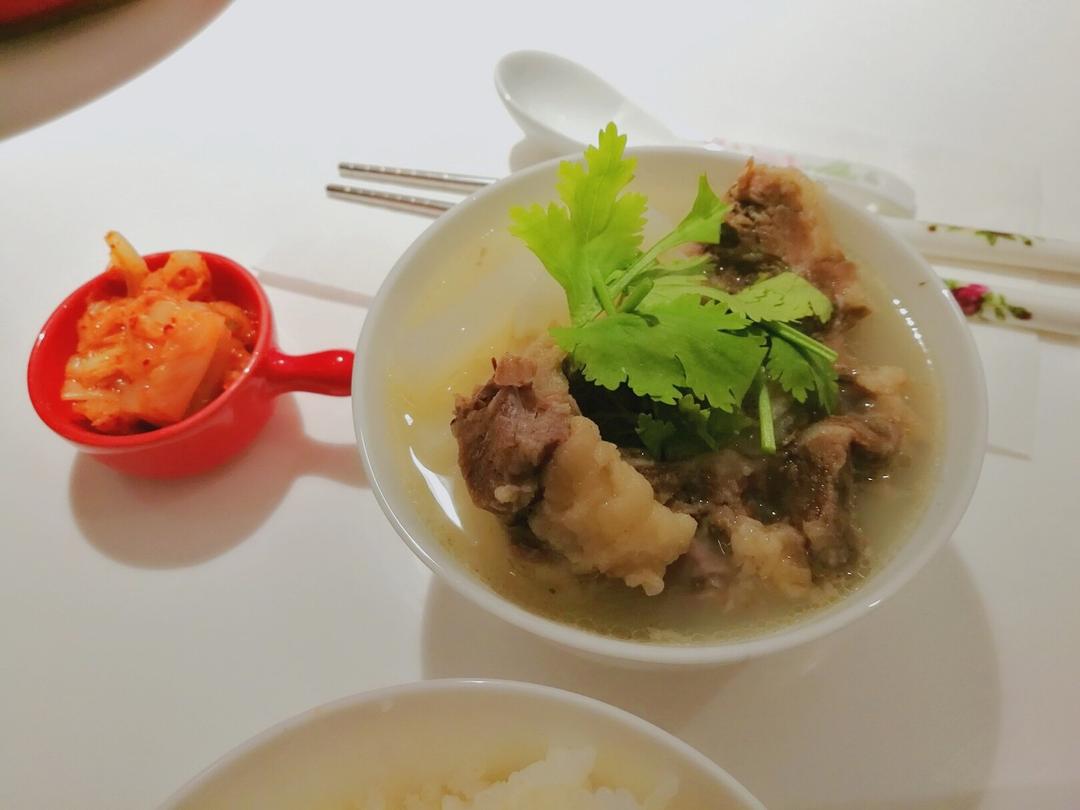 韩式清炖牛尾汤