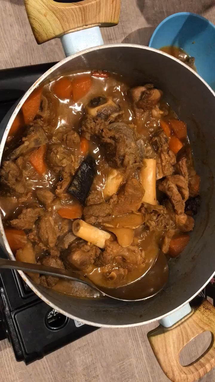 广式羊腩煲