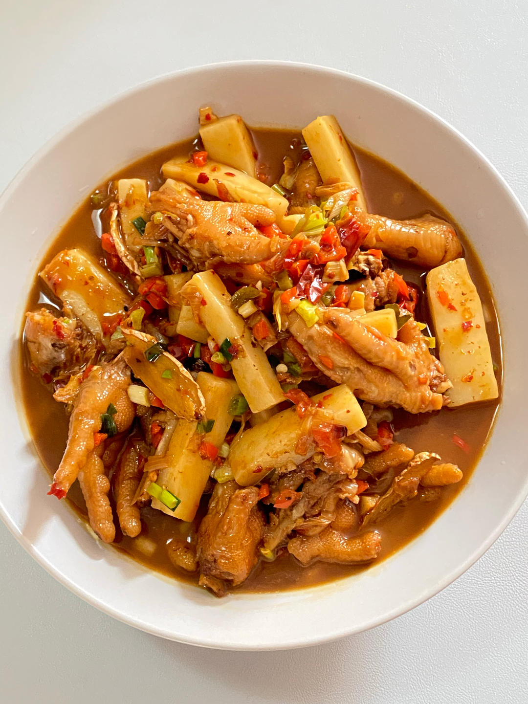 江西菜真的絕了！辣雞爪燒年糕真的好下飯