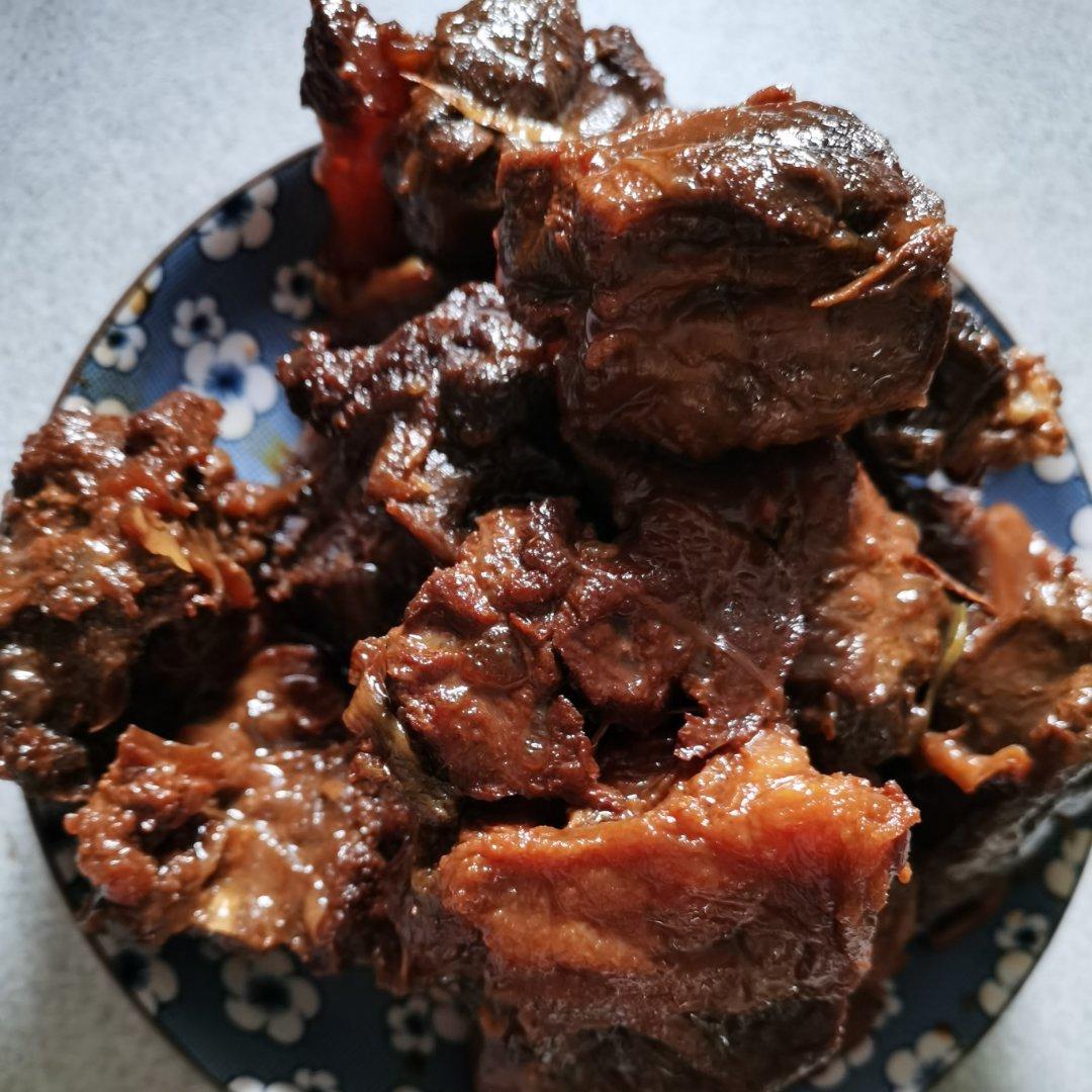 卤牛肉