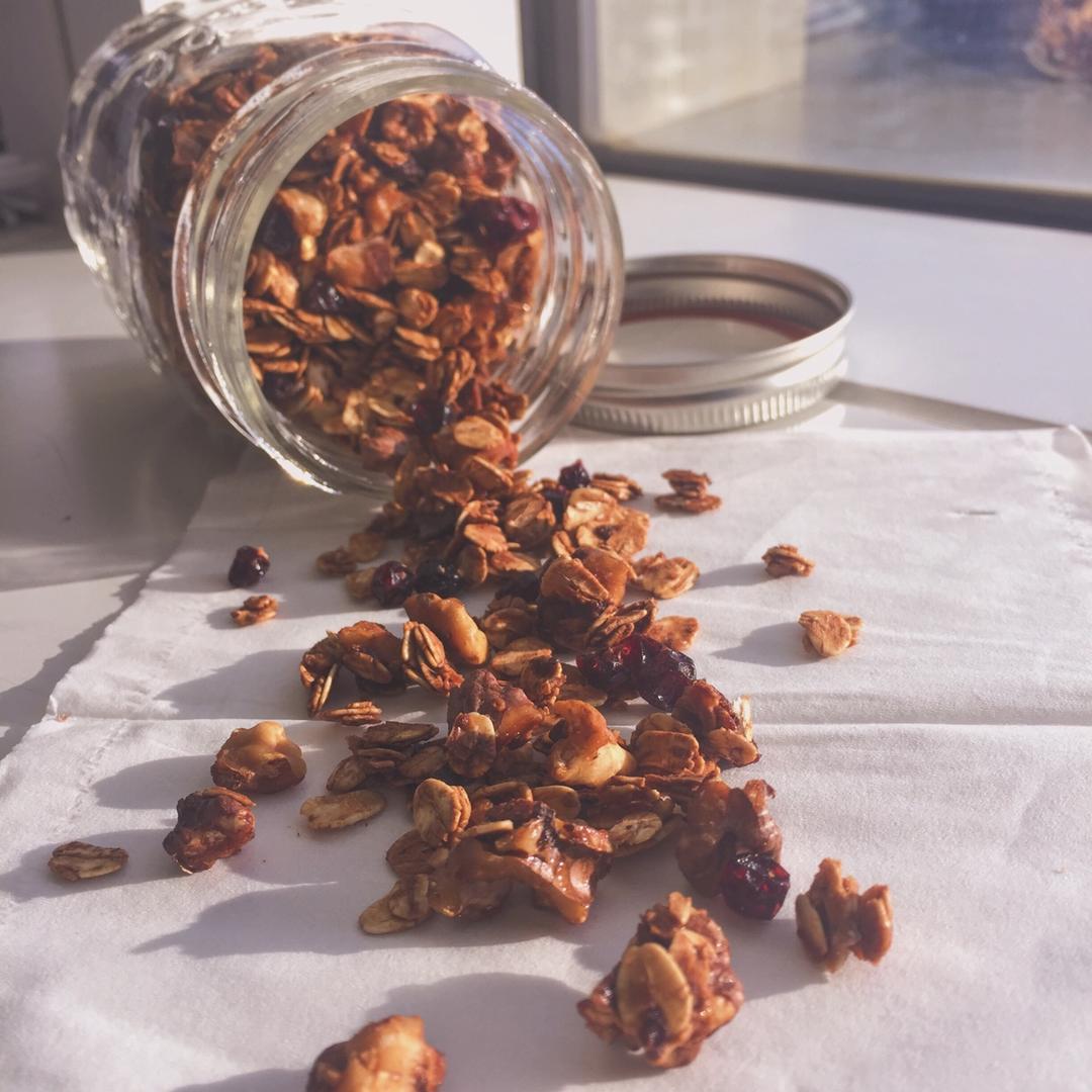 Granola（格兰诺拉麦片）