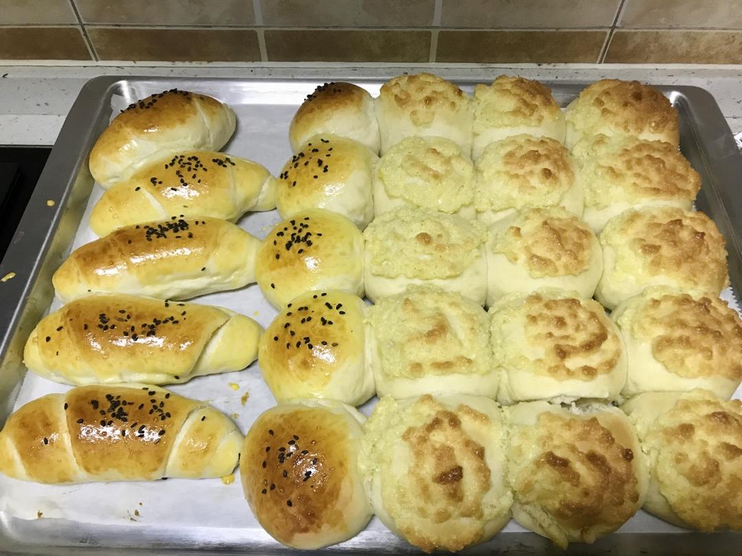 快手椰蓉小餐包（一次发酵照样柔软又拉丝）