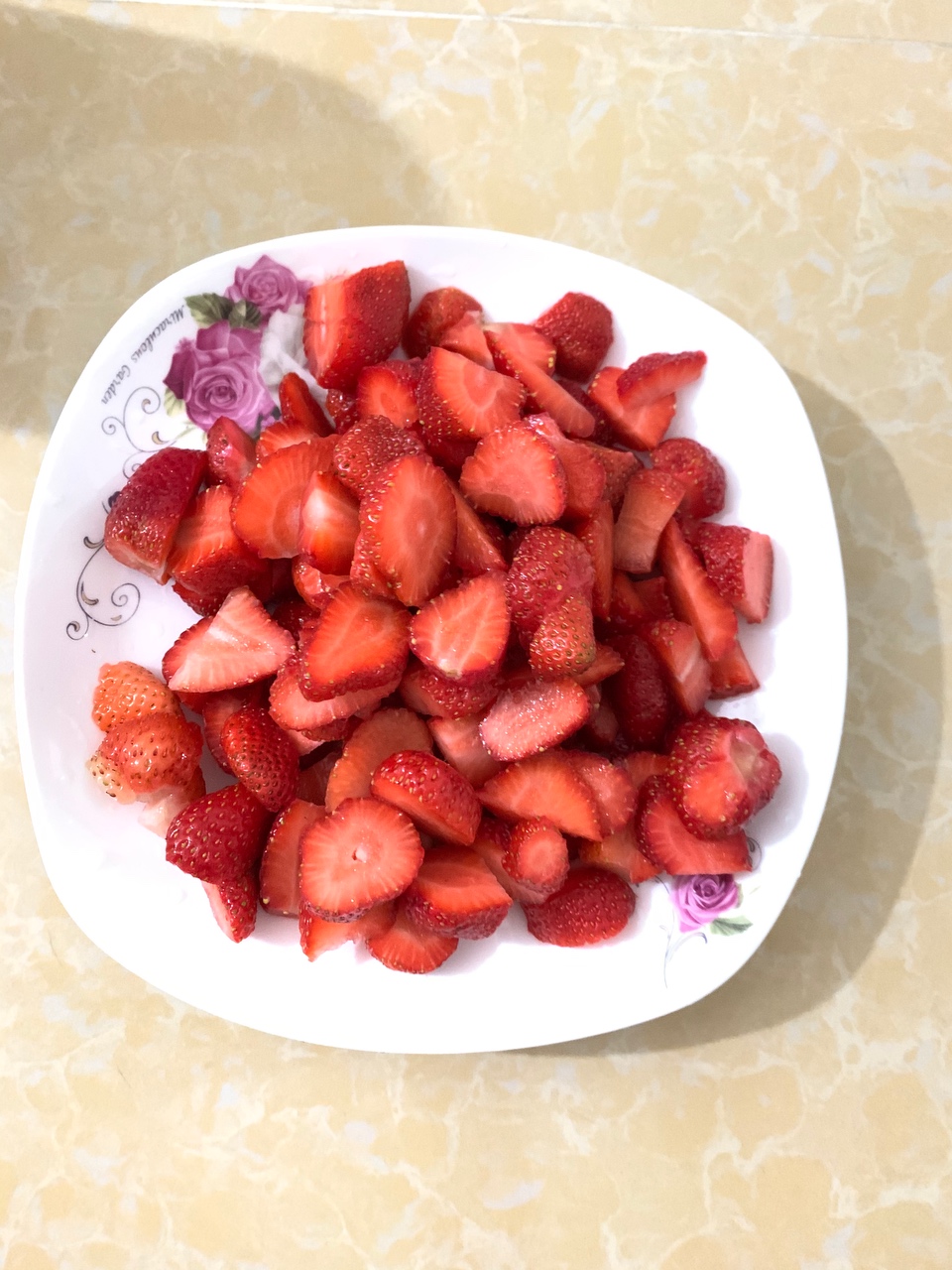 自制草莓馅🍓（草莓馅饼，草莓酥、草莓月饼🥮）的做法 步骤2