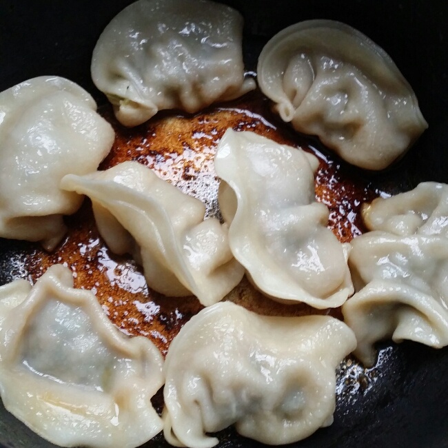 电饭煲煎饺