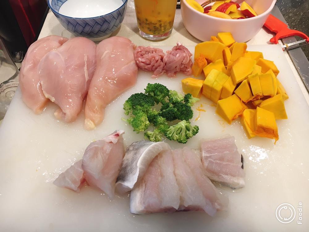 馋嘴猫（自制天然猫粮）