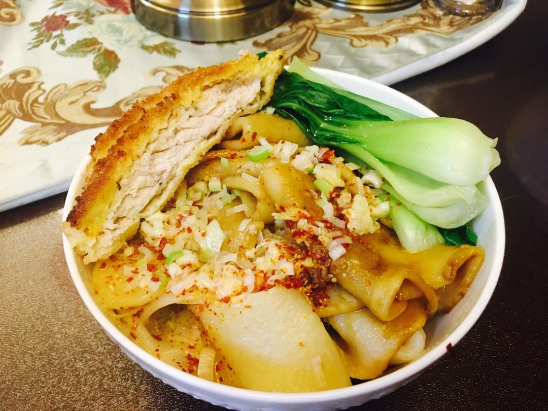 油泼面 Youpo Noodles
