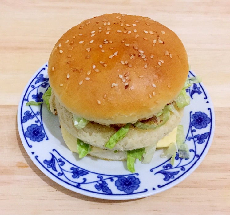 君之“巨无霸”---双层肉饼吉士汉堡
