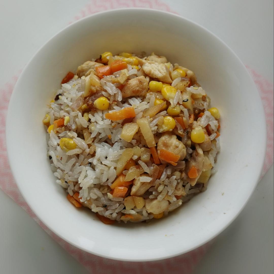 土豆鸡丁焖饭