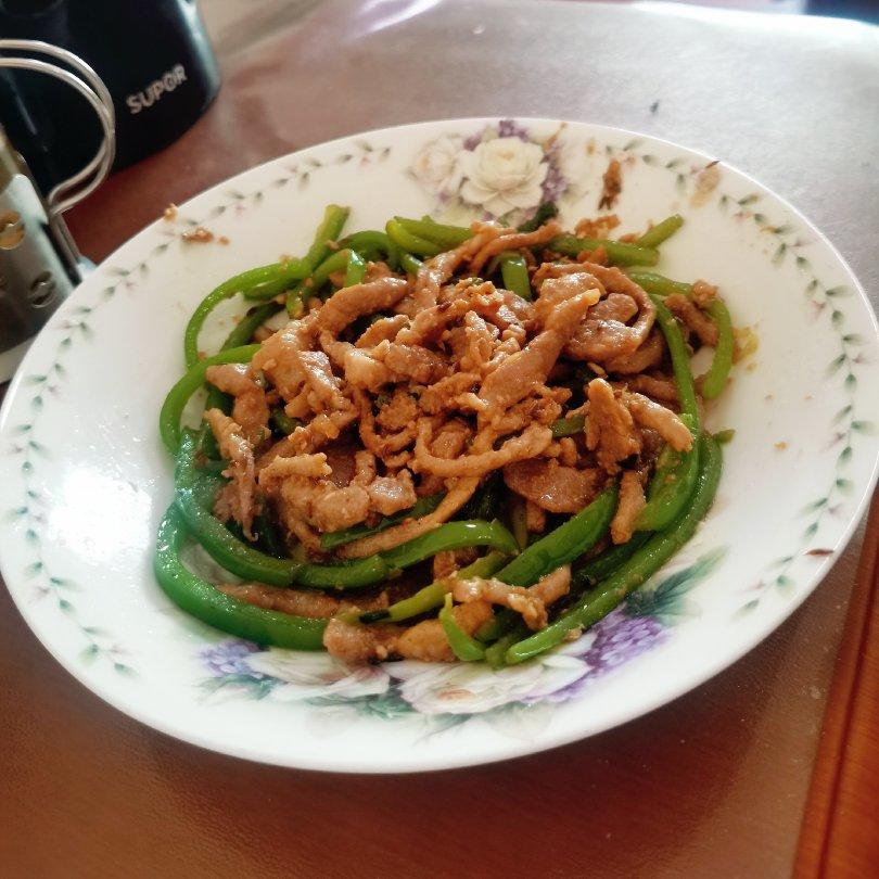 孜然青椒炒肉
