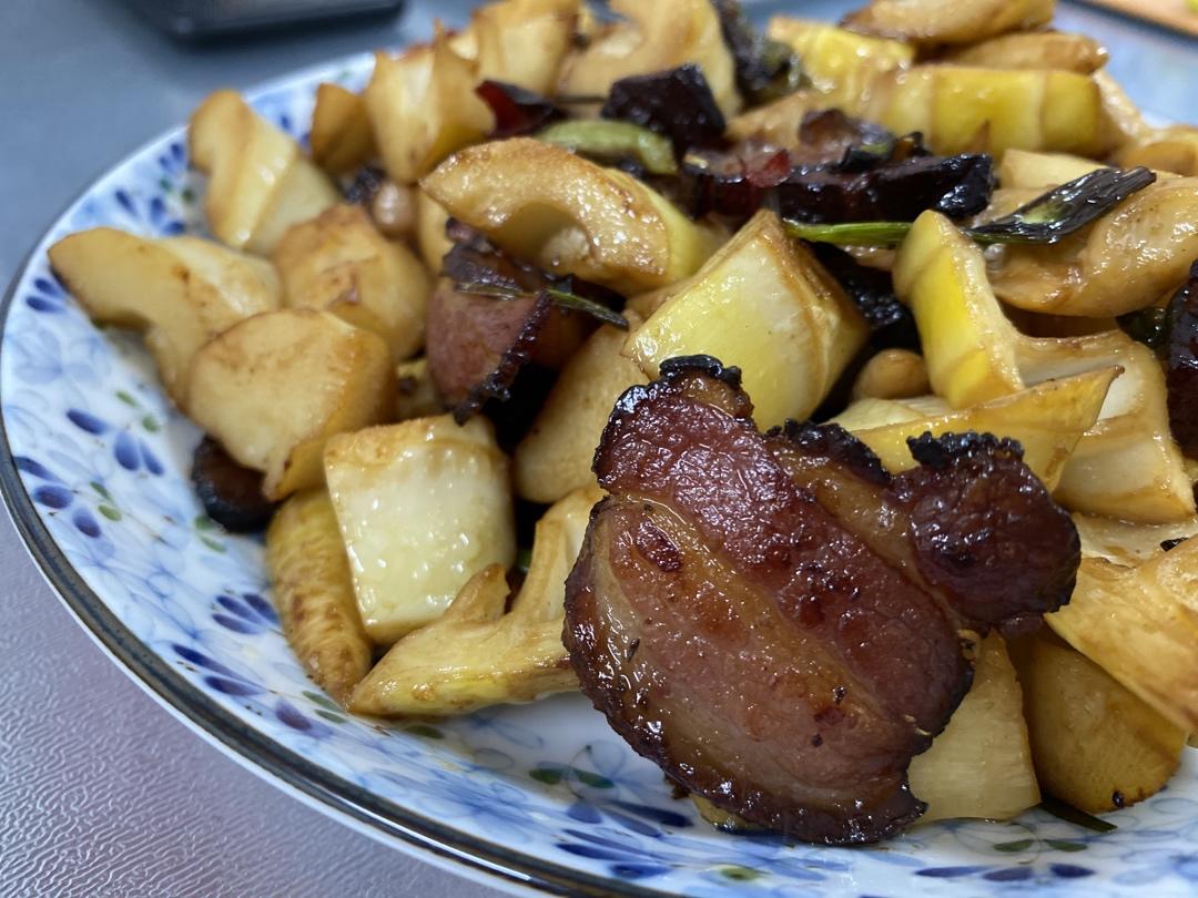 腊肉笋片