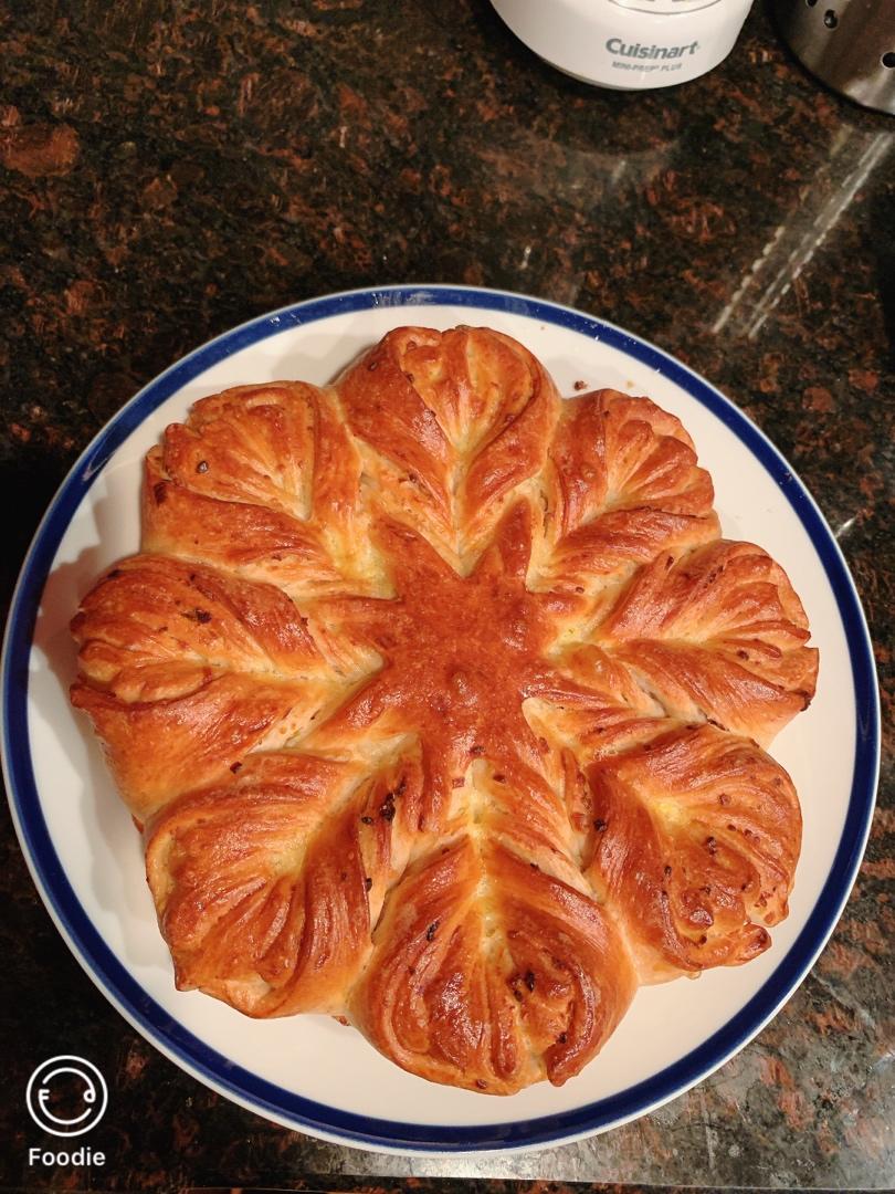 【小高姐】蒜香浓郁 造型优美 不用揉出手膜的面包