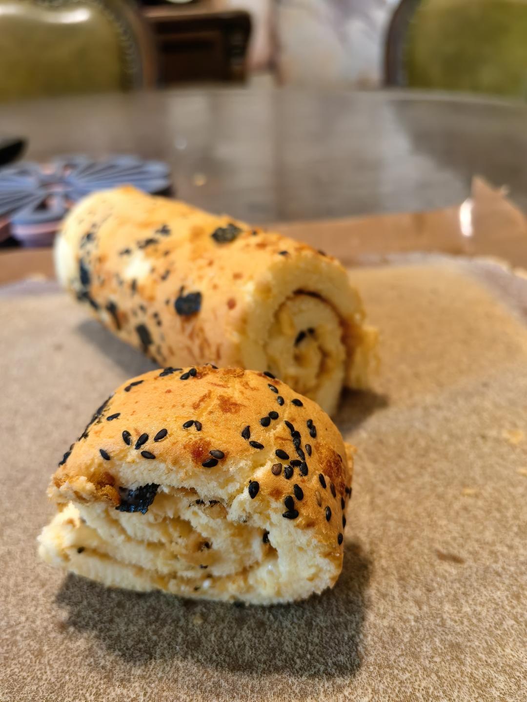 美味肉松卷-简单不开裂，零失误的蛋糕卷