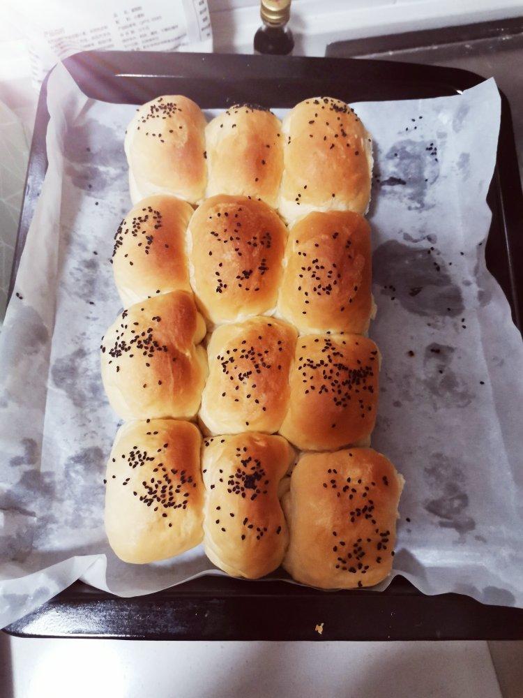 超软牛奶餐包，此配方超软不甜易出膜，放一礼拜不变硬