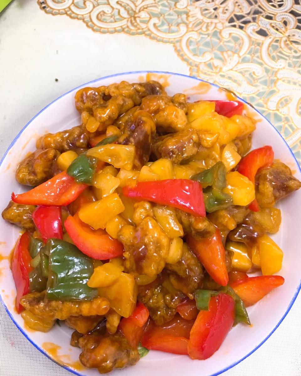 菠萝咕噜肉