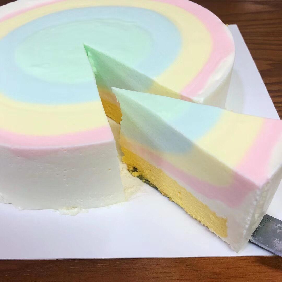 渐变抹茶慕斯蛋糕：我Amanda带着既美又作的抹茶甜点又来了！【曼食慢语】