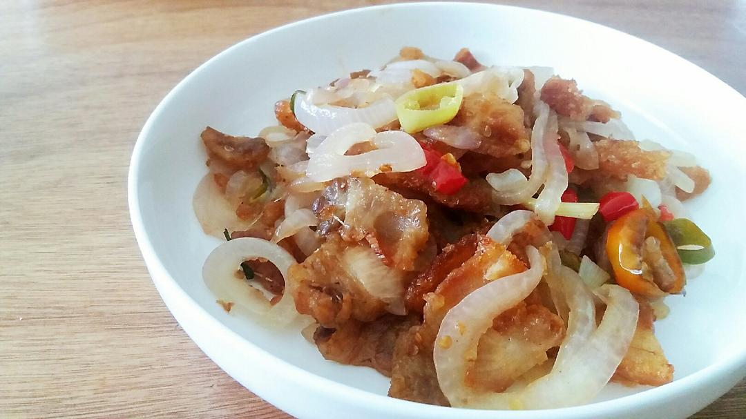 小米椒洋葱炒肉